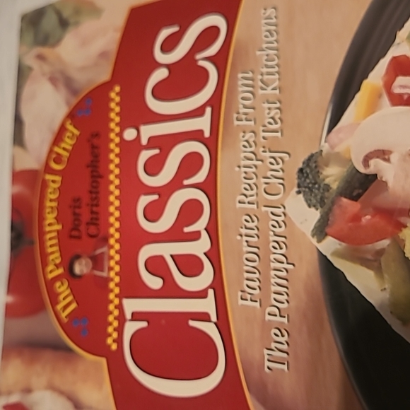 Pampered Chef Classics Recipe Book - Picture 4 of 4